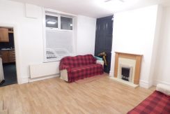 Cross Street Nelson BB9 7EN – 3 Bedrooms 2 reception rooms. Cross Street Nelson BB9 7EN – 3 Bedrooms 2 reception rooms.