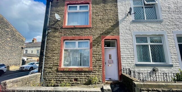 To Let, Swaine Street Nelson BB9 7AW, 2 bedrooms, 2 reception rooms, £550pcm